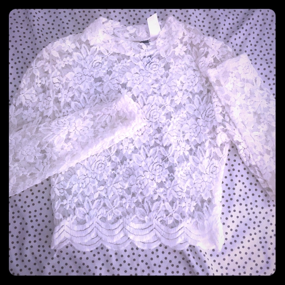 H&M lace white crop shirt